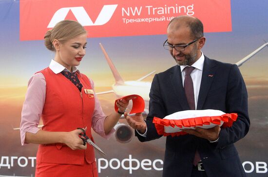 NW Training Center for flight crews opens