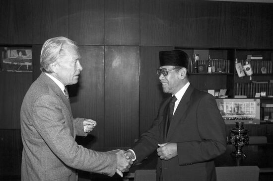 Burhanuddin Muhammad Diah's visit to USSR
