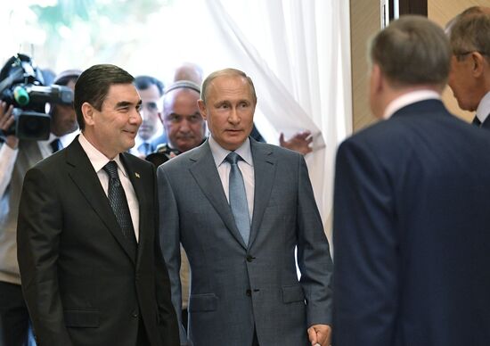 Russian President Vladimir Putin meets with President of Turkmenistan Gurbanguly Berdimuhamedov