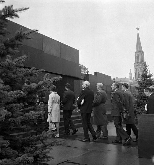 Association of the Free French visit Soviet Union