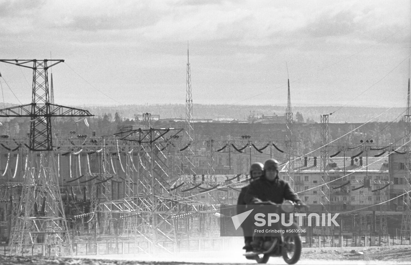 Construction of Ust-Ilimsk Hydroelectric Power Station