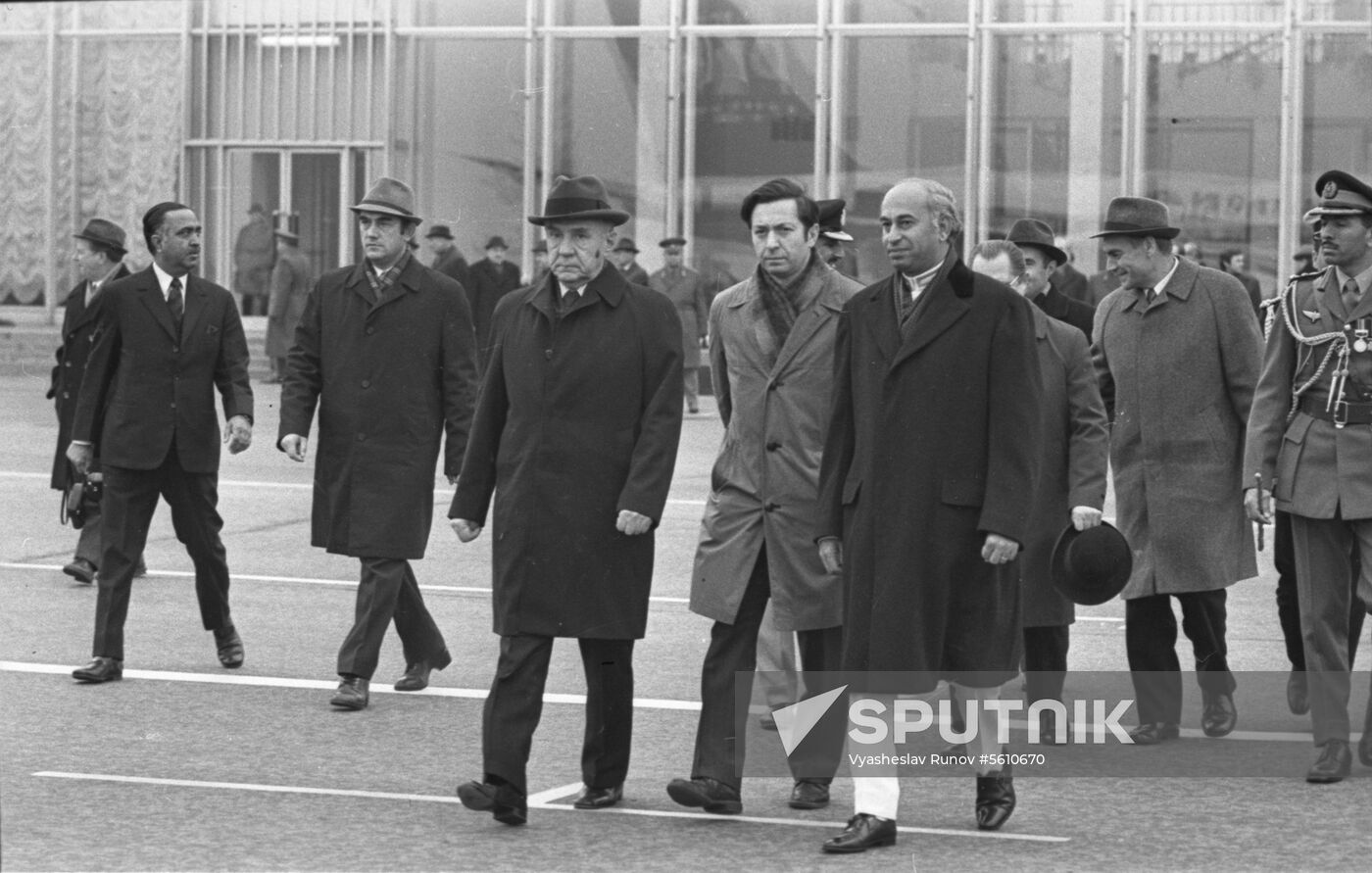 Prime Minister of Pakistan Zulfikar Ali Bhutto visits USSR