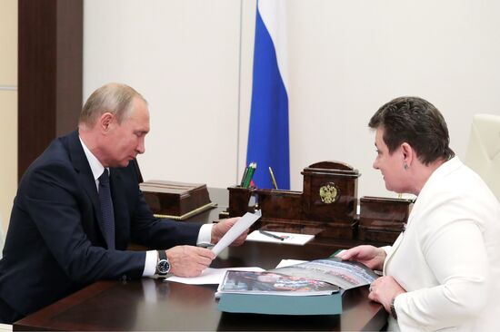 President Putin meets with Vladimir Region Governor Orlova