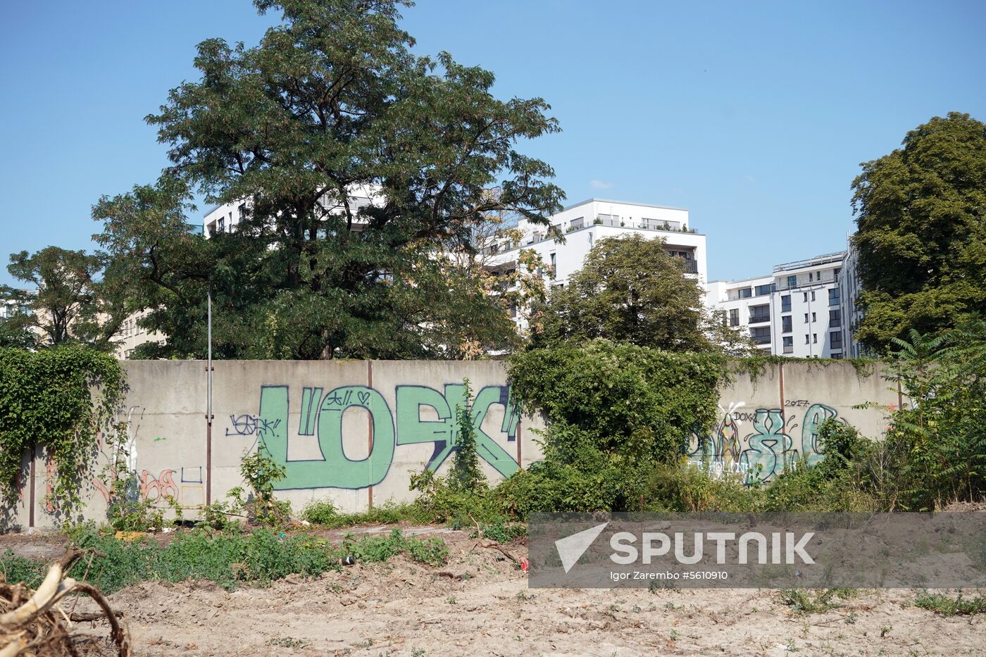 Forlorn section of Berlin Wall re-discovered in Germany