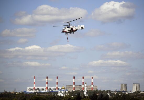 Demonstration by Moscow Department of Civil Defense, Emergencies and Fire Safety to mark Air Fleet Day