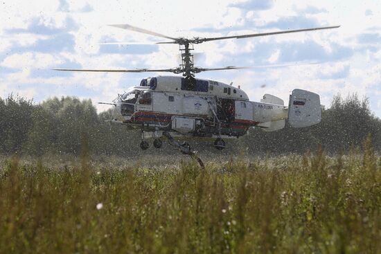 Demonstration by Moscow Department of Civil Defense, Emergencies and Fire Safety to mark Air Fleet Day