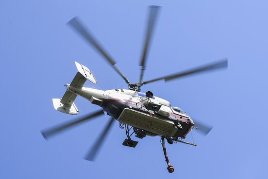 Demonstration by Moscow Department of Civil Defense, Emergencies and Fire Safety to mark Air Fleet Day