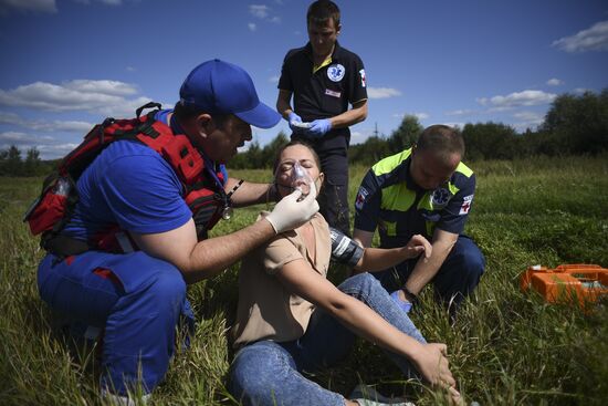 Demonstration by Moscow Department of Civil Defense, Emergencies and Fire Safety to mark Air Fleet Day