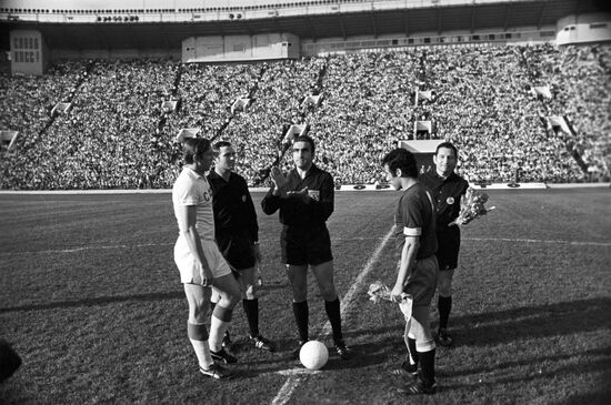 Football. USSR vs. Spain