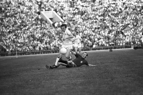 Football. USSR vs. Spain