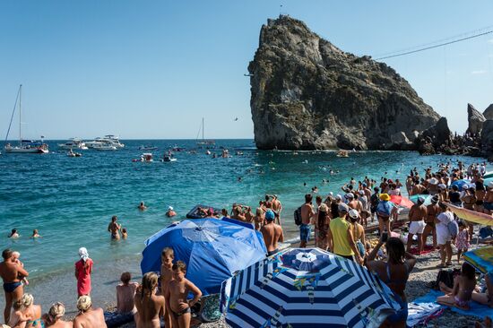 Freerate Cliff Diving World Cup international tournament in Crimea