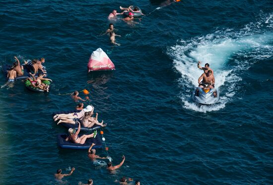 Freerate Cliff Diving World Cup international tournament in Crimea