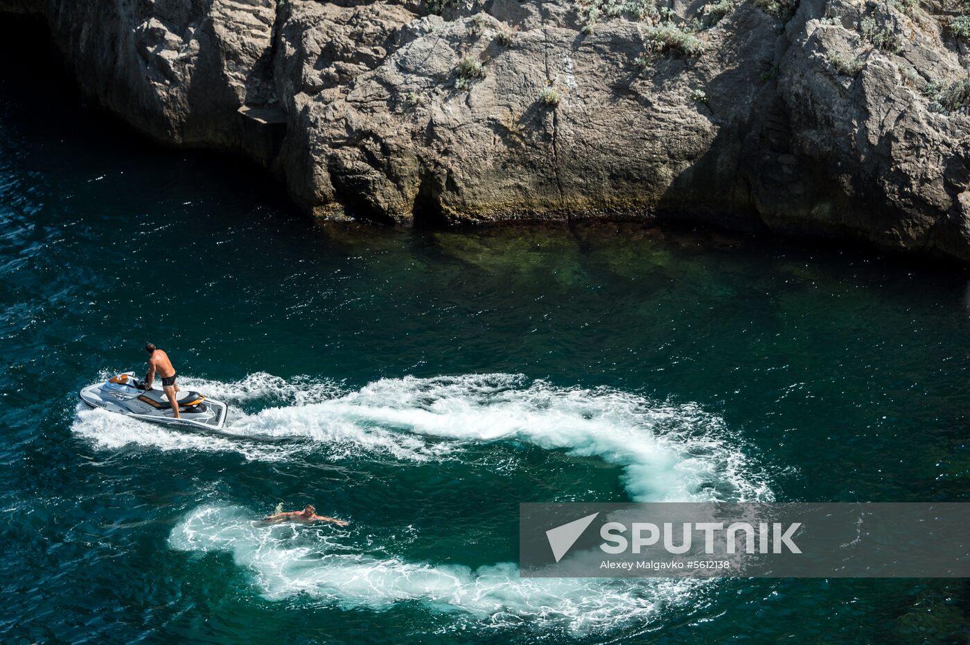 Freerate Cliff Diving World Cup international tournament in Crimea