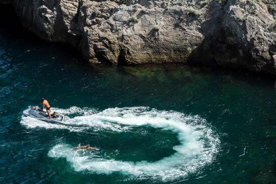 Freerate Cliff Diving World Cup international tournament in Crimea