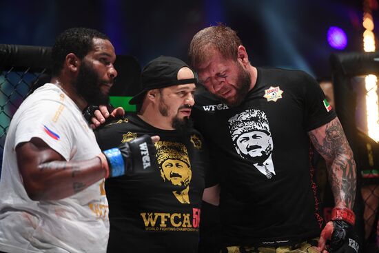 Mixed martial arts. Aleksander Emelianenko vs. Tony Johnson