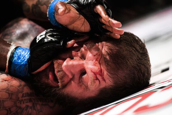 Mixed martial arts. Aleksander Emelianenko vs. Tony Johnson