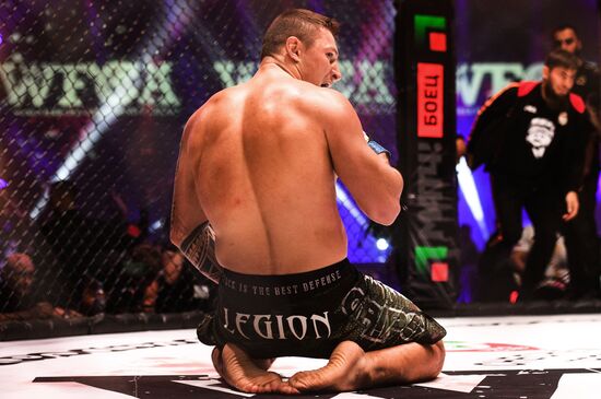 Mixed martial arts. Aleksander Emelianenko vs. Tony Johnson