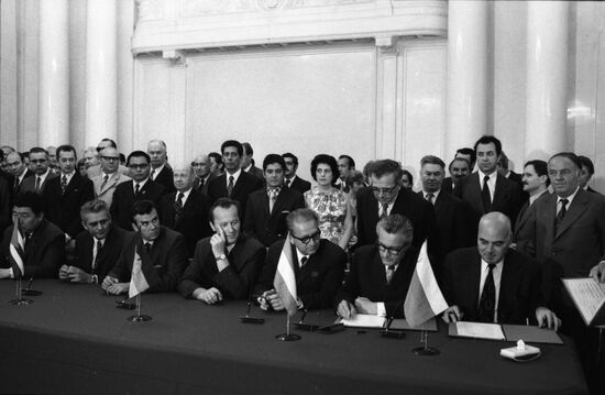 Meeting of Comecon standing commission
