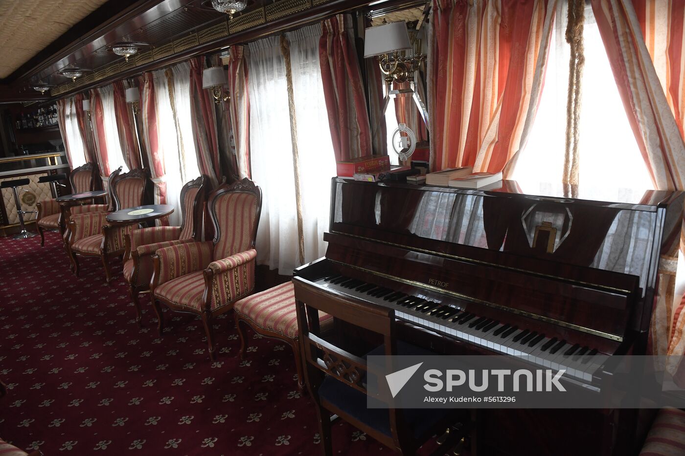 Imperial Russia tourist train departs