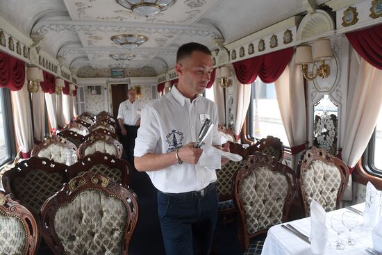 Imperial Russia tourist train departs