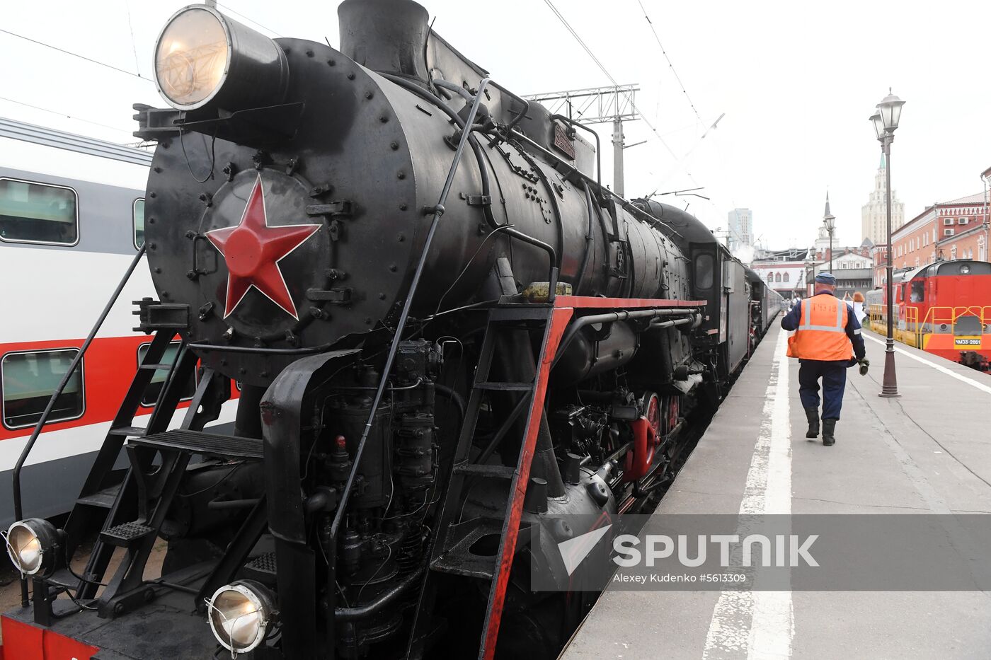 Imperial Russia tourist train departs