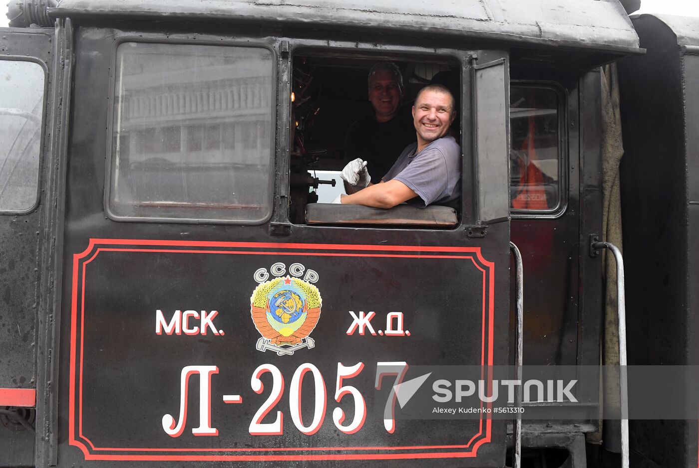 Imperial Russia tourist train departs