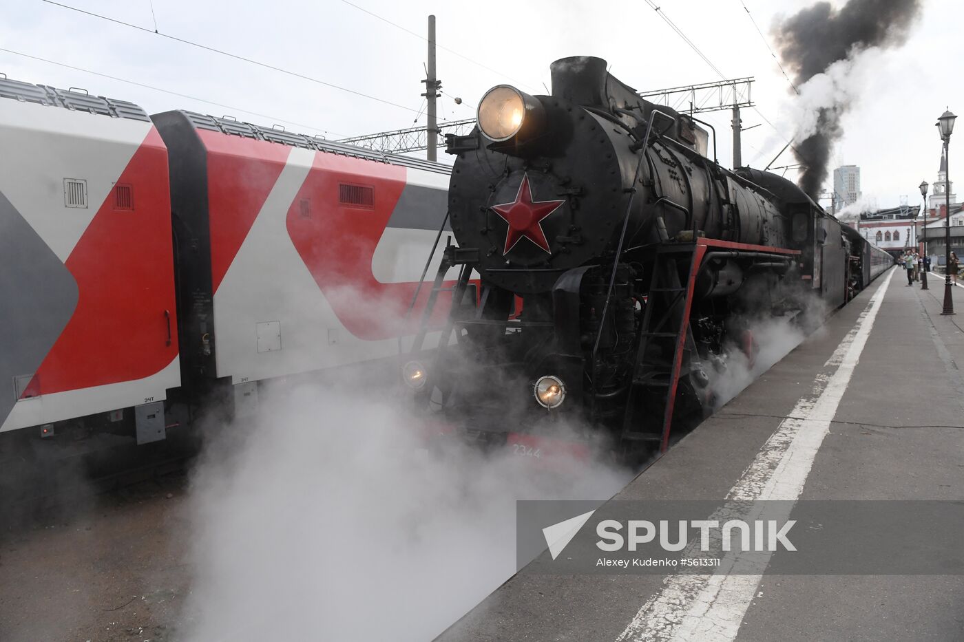 Imperial Russia tourist train departs