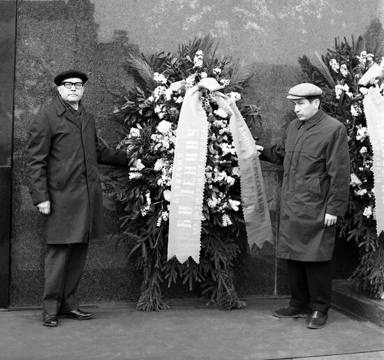 Delegation of Communist Party of Colombia on visit to USSR