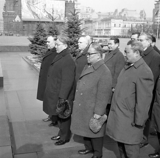 Delegation of Mongolian People's Party on visit to USSR