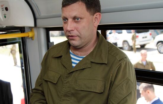 First tram manufactured in Donetsk People's Republic presented in Donetsk