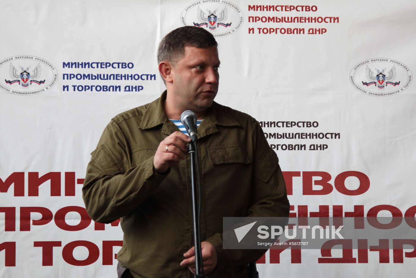 First tram manufactured in Donetsk People's Republic presented in Donetsk