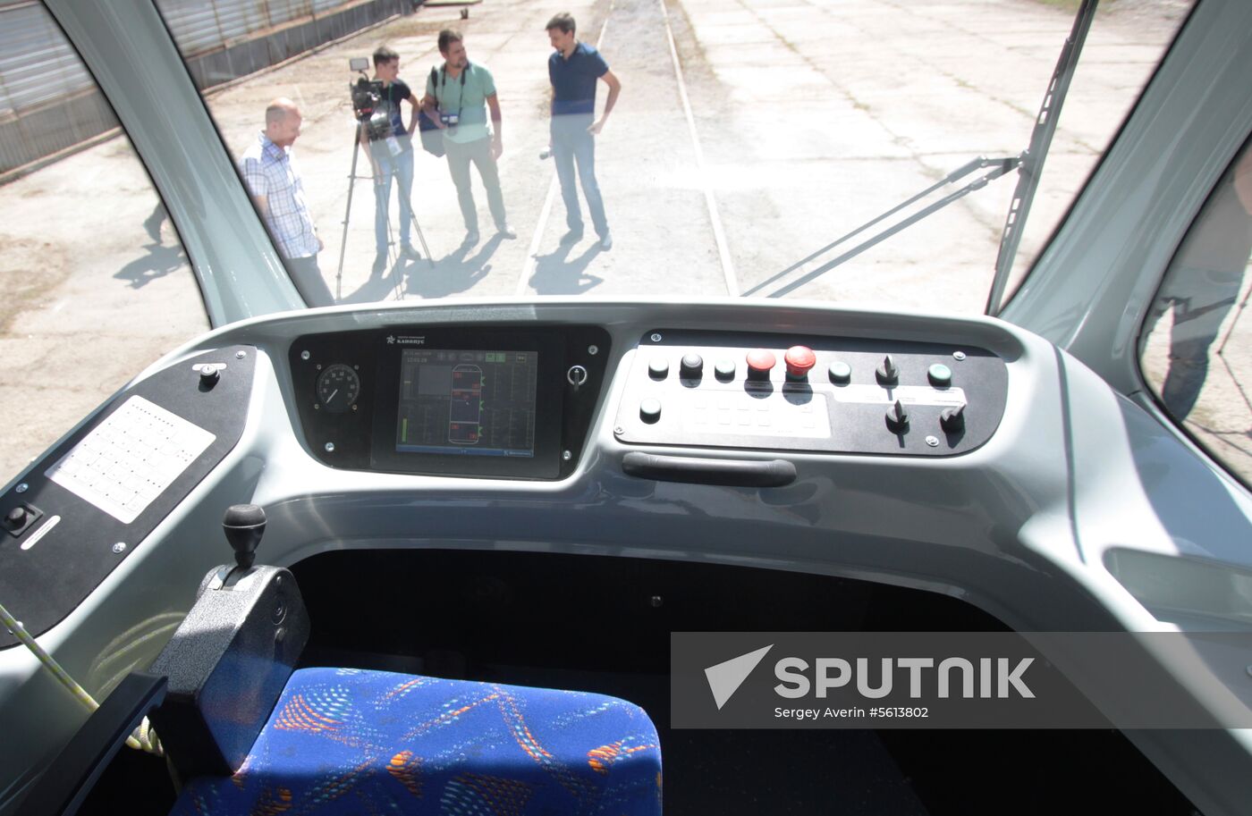 First tram manufactured in Donetsk People's Republic presented in Donetsk