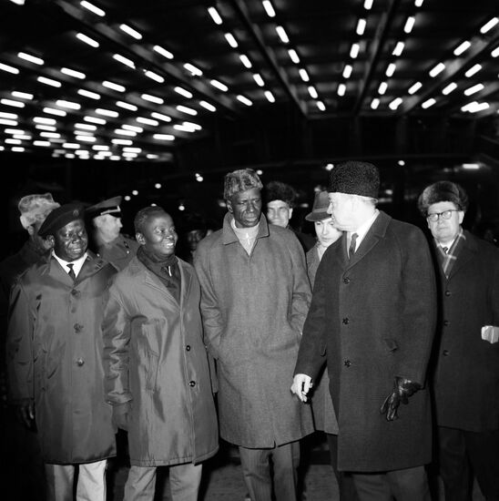 Delegation of Democratic Party of Guinea on visit to USSR