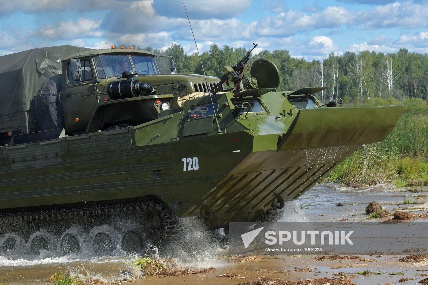 2018 Army International Military and Technical Forum. Day two