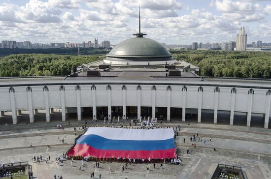 Russian National Flag Day
