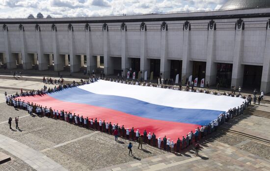 Russian National Flag Day