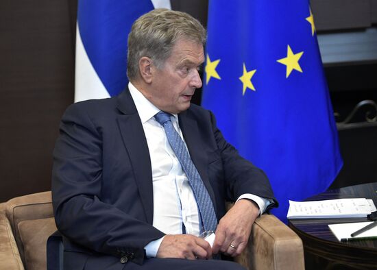 Russian President Vladimir Putin meets with Finnish President Sauli Niinisto
