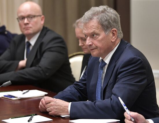 Russian President Vladimir Putin meets with Finnish President Sauli Niinisto