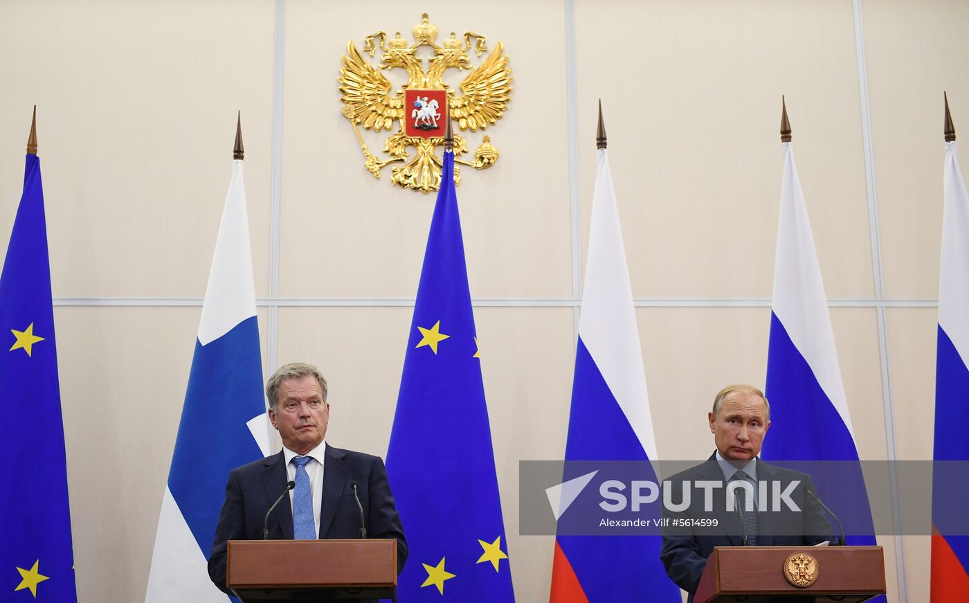 Russian President Vladimir Putin meets with Finnish President Sauli Niinisto