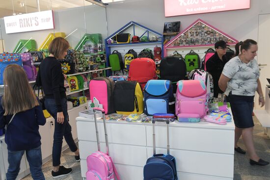 School bazaar Big Break