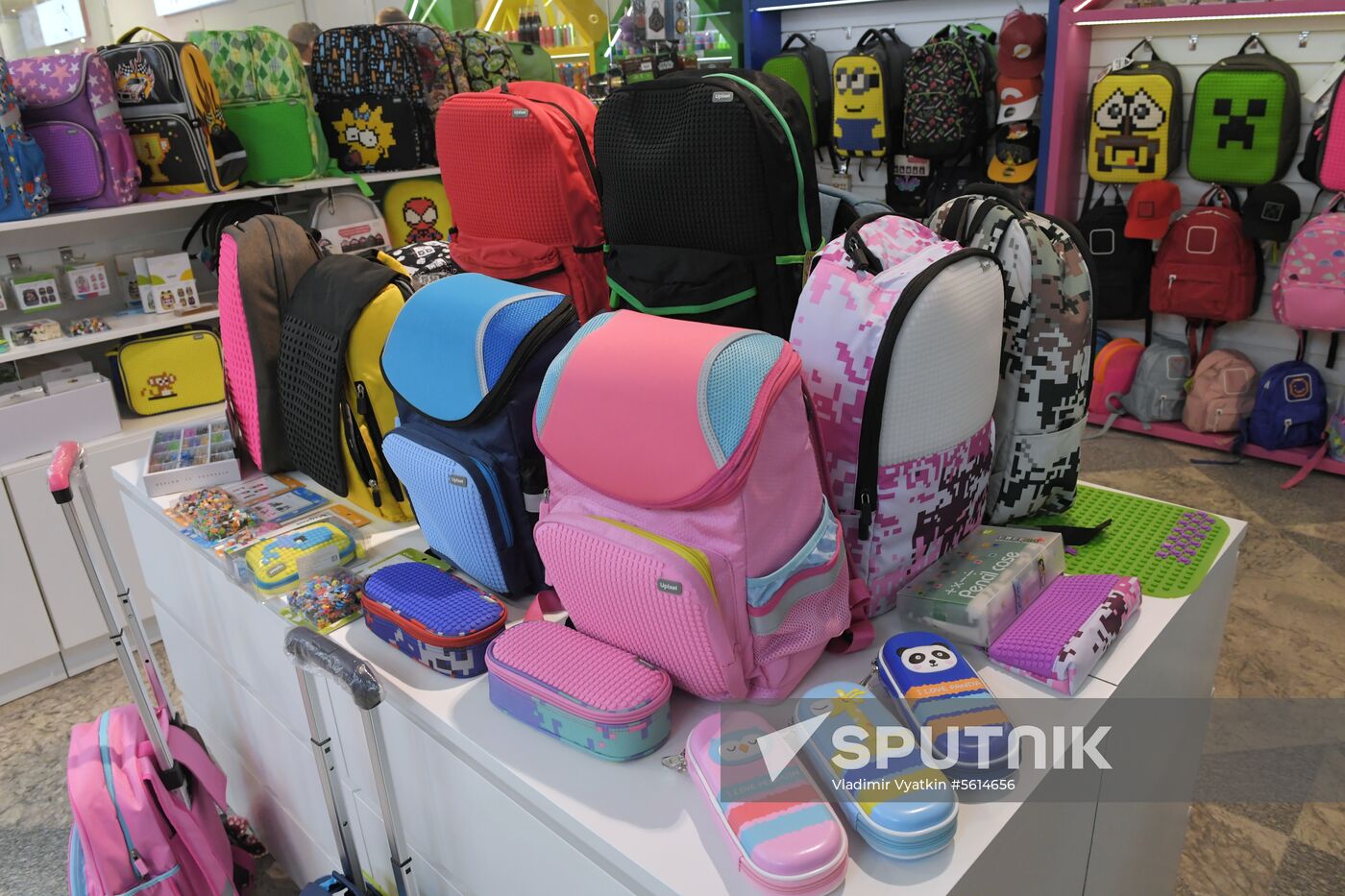 School bazaar Big Break