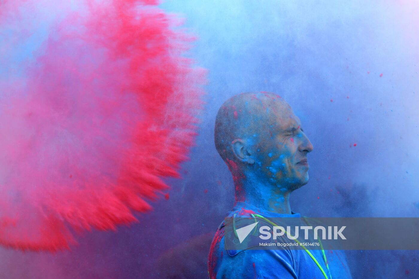 Tricolor festival on Russia's National Flag Day