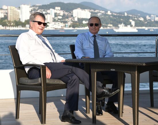 Russian President Vladimir Putin meets with Finnish President Sauli Niinisto