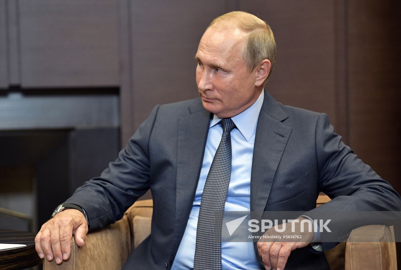 Russian President Vladimir Putin meets with Belarusian President Alexander Lukashenko