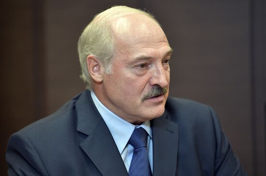 Russian President Vladimir Putin meets with Belarusian President Alexander Lukashenko