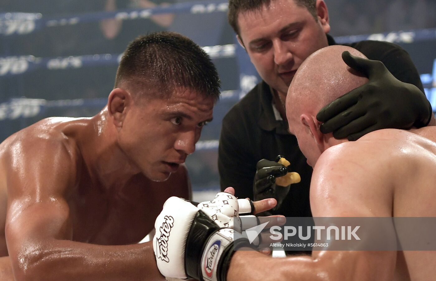 Vladimir Putin attends international combat sambo tournament