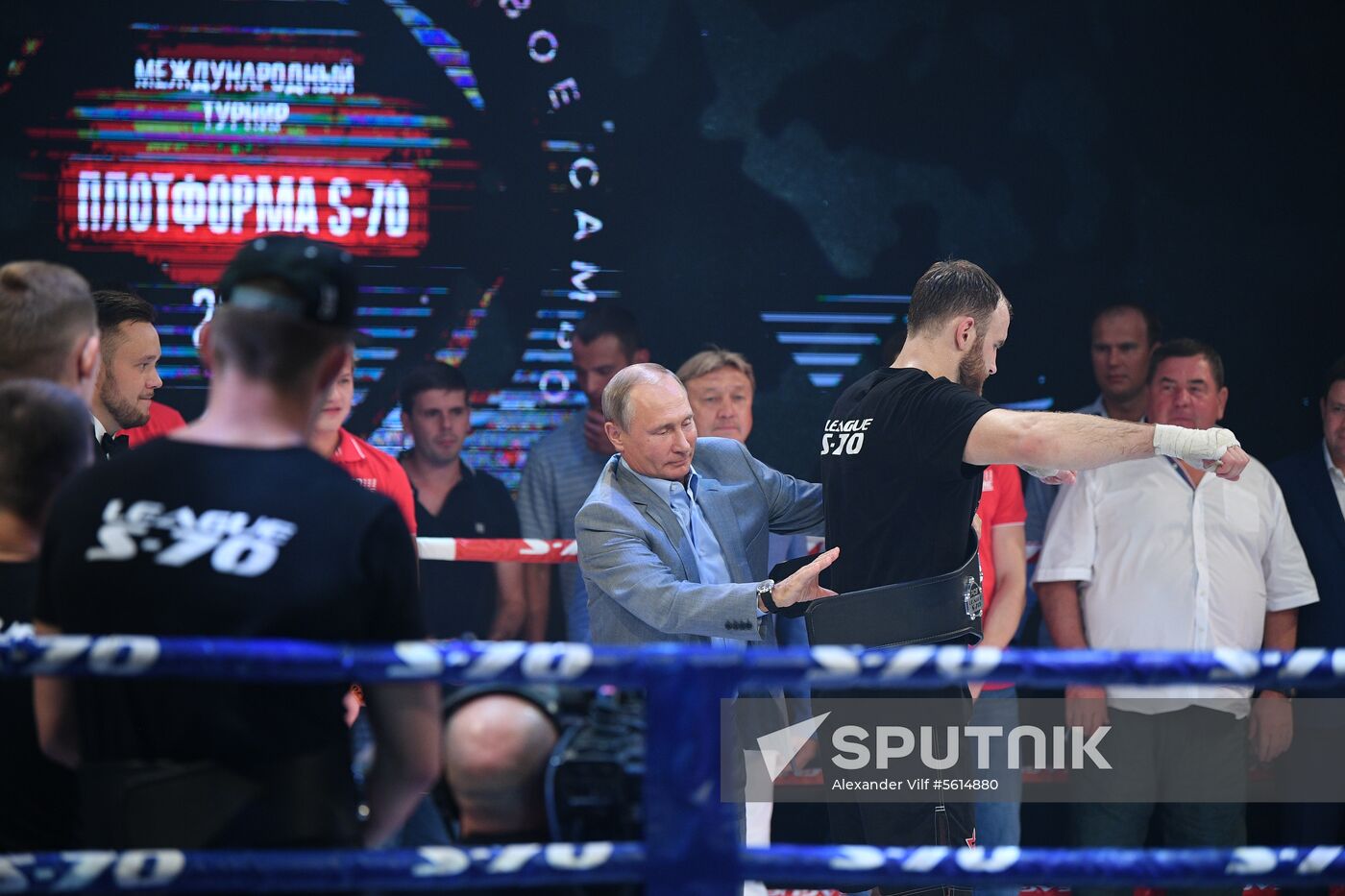 Vladimir Putin attends international combat sambo tournament