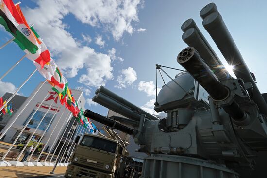 4th Army 2018 International Military Technical Forum. Day three