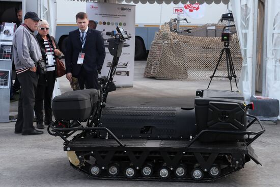 4th Army 2018 International Military Technical Forum. Day three