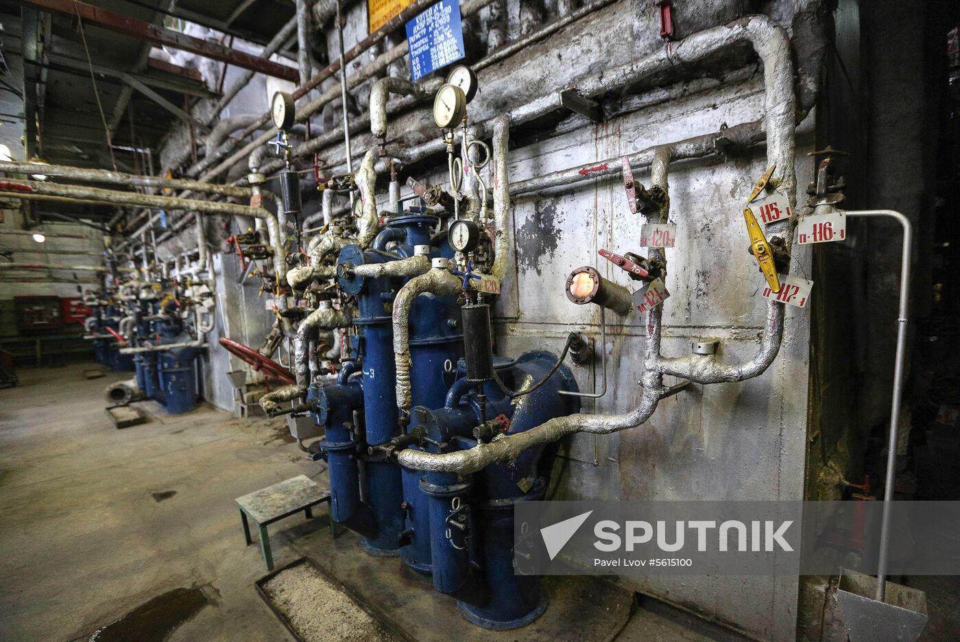 Preparing for heating season in Murmansk